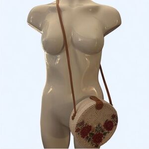 Beautiful Floral Detailing Round Purse